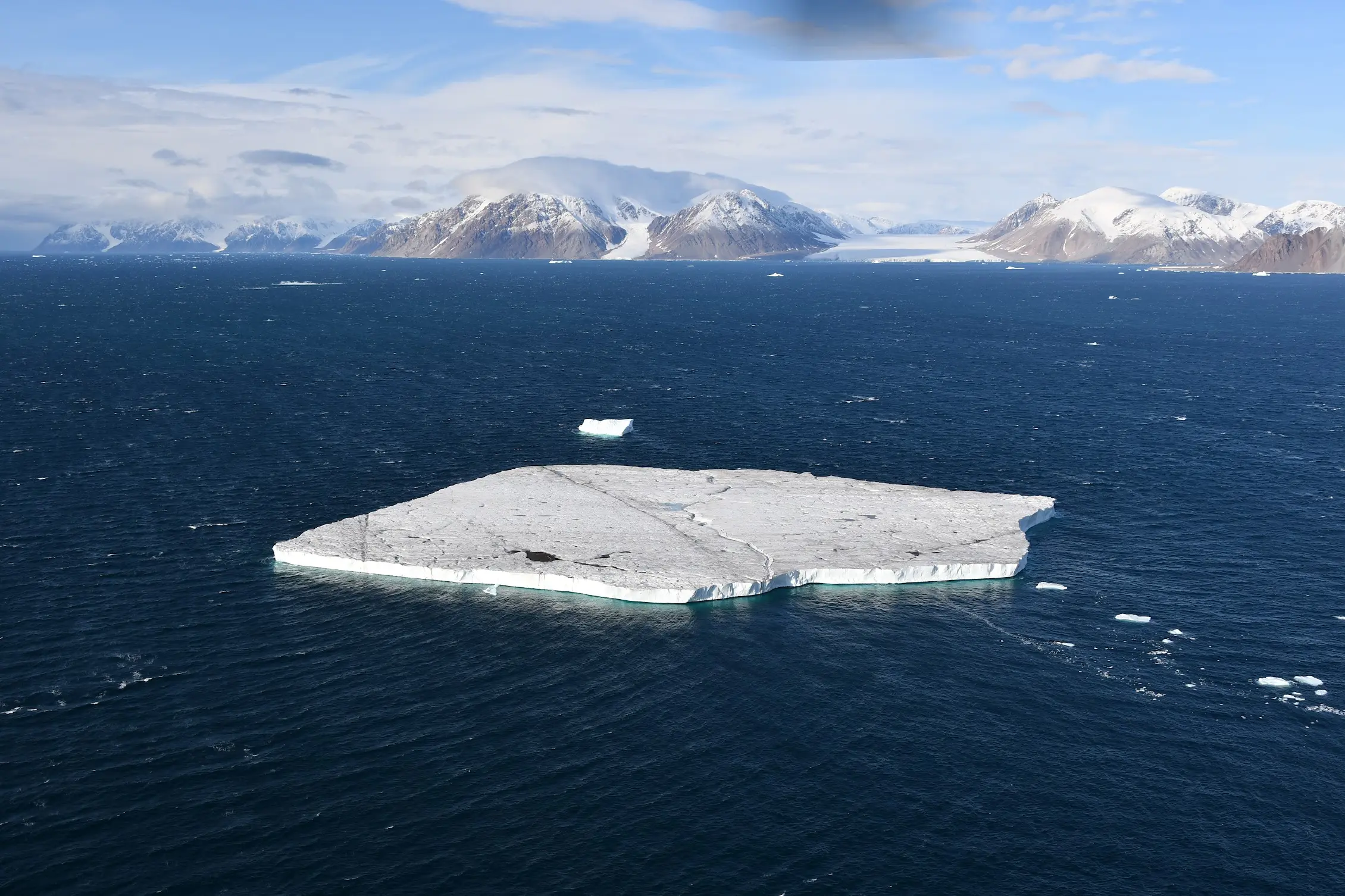 Cryologger ITB deployment from CCGS Amundsen